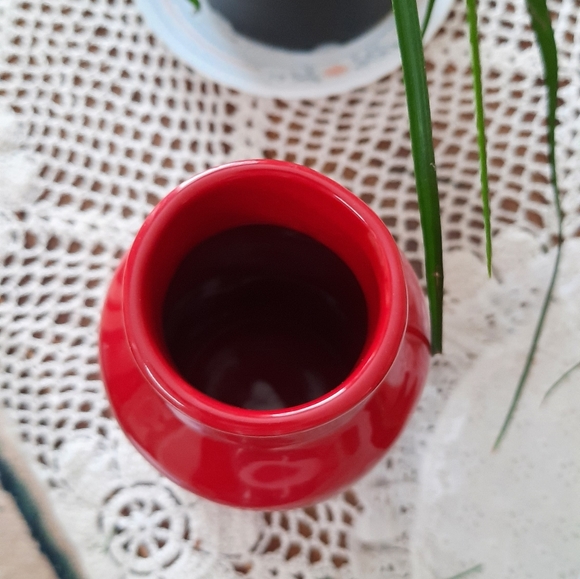 Rae Dunn Red Flower Vase - Picture 6 of 6